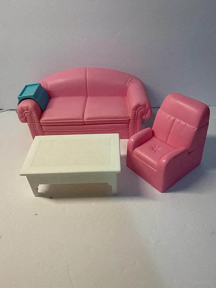 Barbie - Living Room Sofa Chair And Table 1994 recliner arm caddie