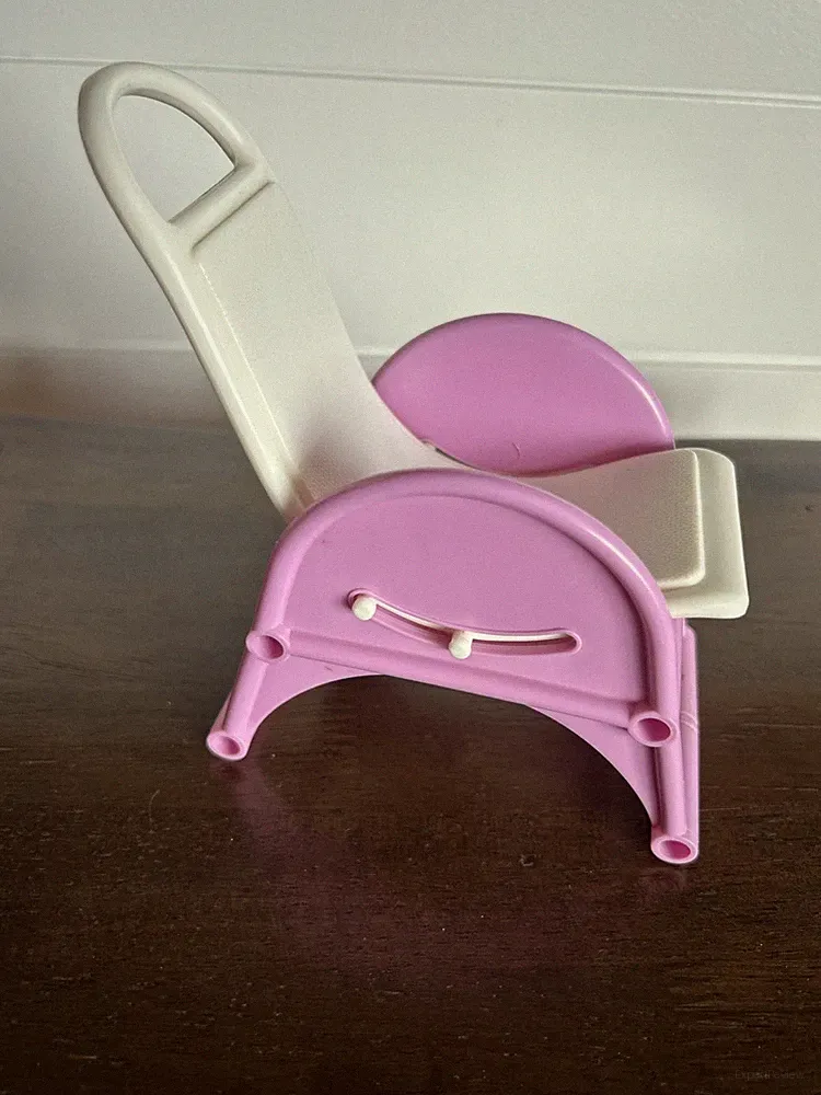Barbie Salon White & Pink Chair Adjustable Recliner chair 1987