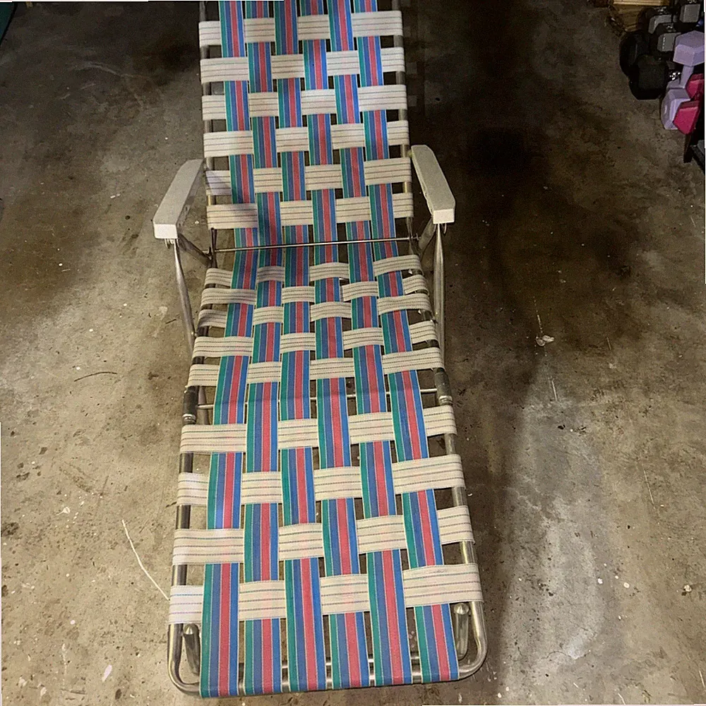 Vintage Aluminum Webbed Folding Reclining Lawn Chaise Lounge Chair Pink lt Blue